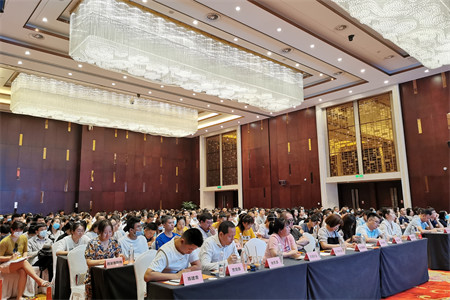 ��ó�쳵2021��ó����á�����վ��Բ����Ļ��